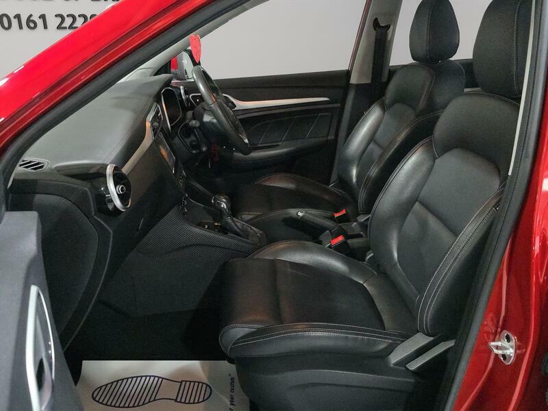 MG ZS 1.0T Gdi Exclusive Dct Black #12