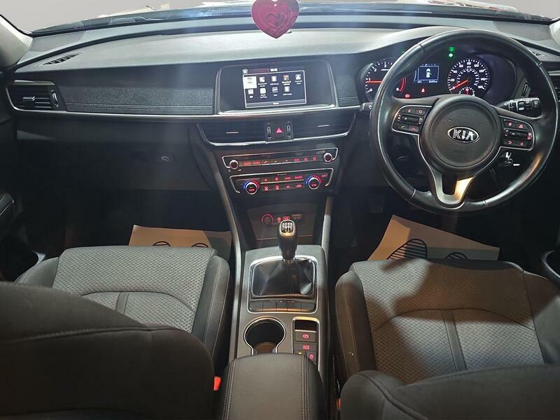 Kia Optima 1.7 Crdi 2 Sportswagon Euro 6 S S  #2