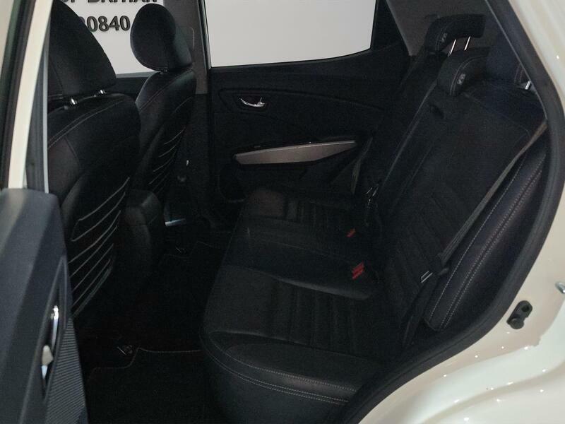 SsangYong Tivoli Ex White #15