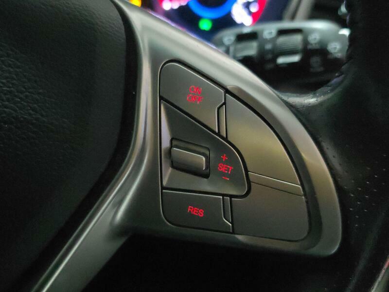 SsangYong Tivoli Ex White #26
