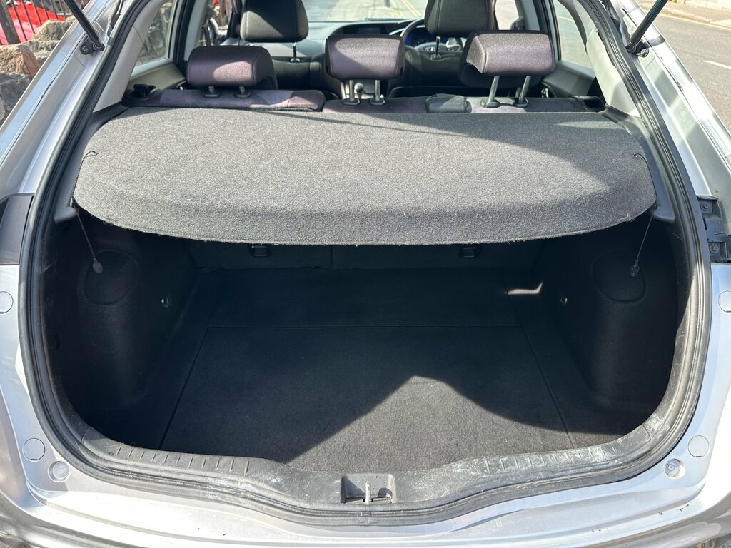 Honda Civic 1.8 I-vtec Es Hatchback 155 Gk Silver #6