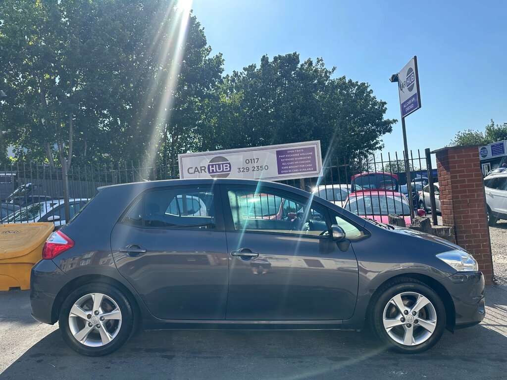 Toyota Auris 1.6 V-matic Tr Hatchback Euro 5 DG11AYY Grey #4