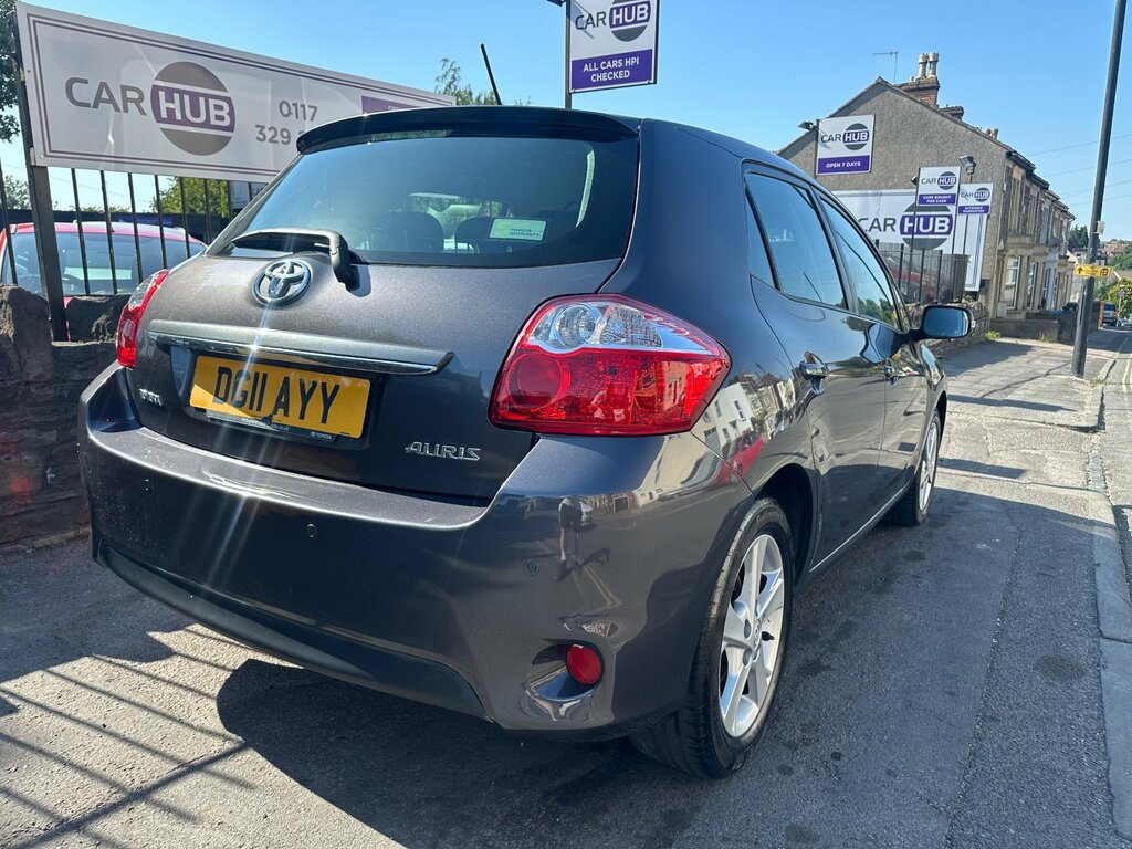 Toyota Auris 1.6 V-matic Tr Hatchback Euro 5 DG11AYY Grey #6