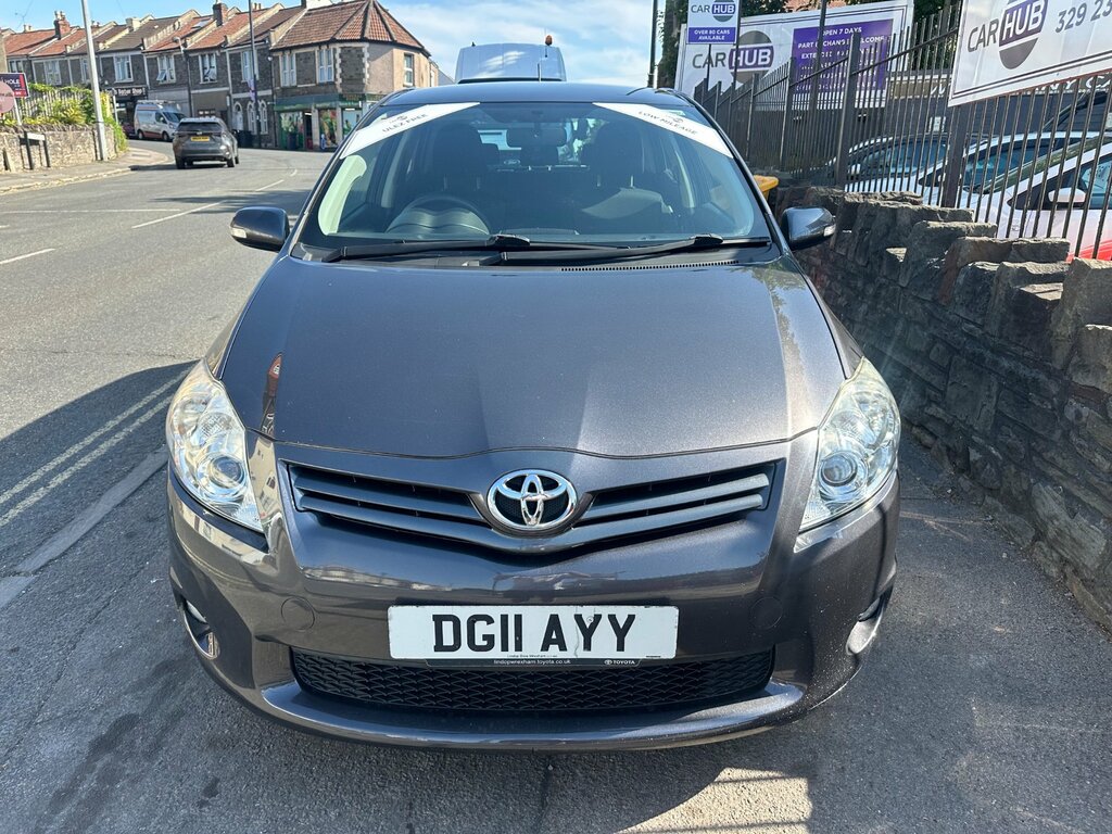 Toyota Auris 1.6 V-matic Tr Hatchback Euro 5 DG11AYY Grey #3