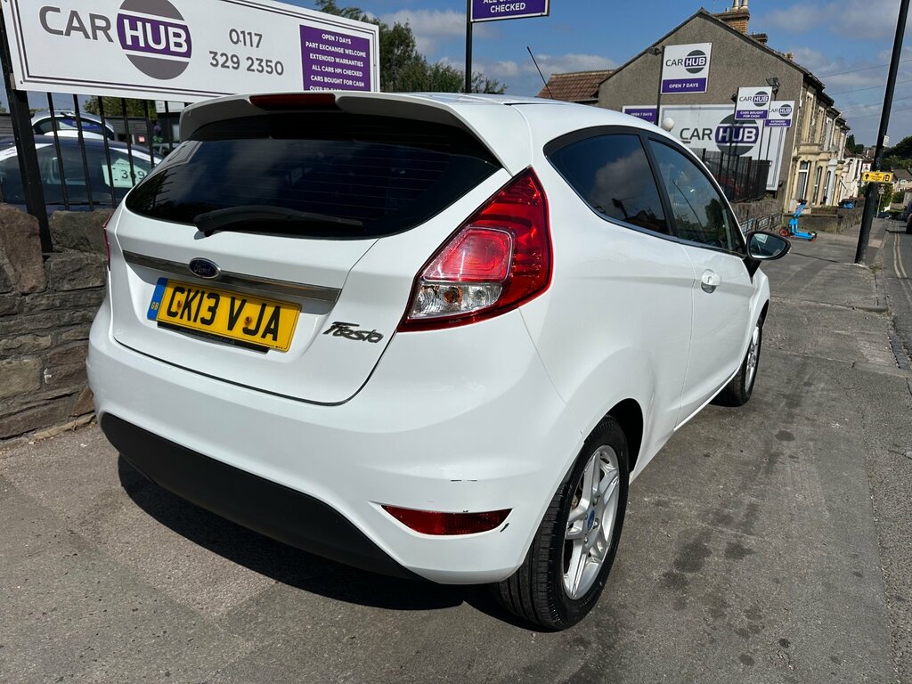 Ford Fiesta 1.25 Zetec Hatchback Euro 5 82 White #4