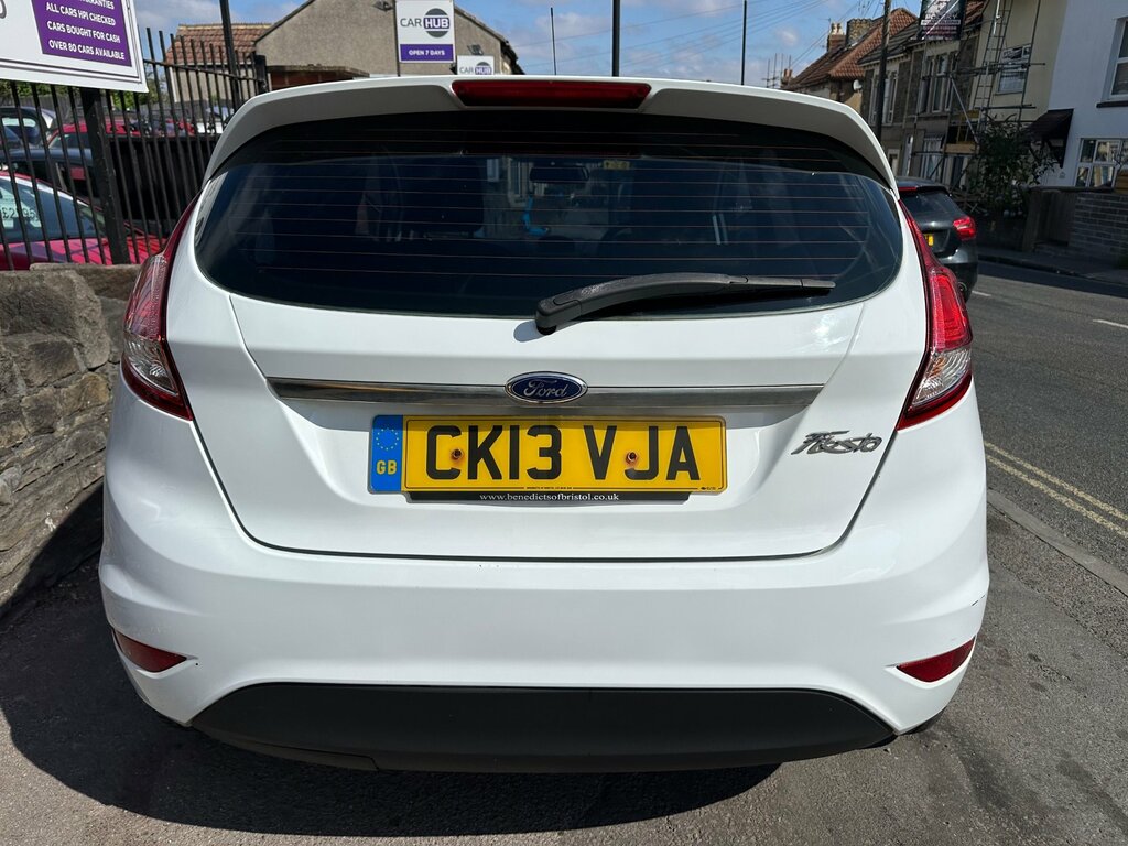 Ford Fiesta 1.25 Zetec Hatchback Euro 5 82 White #3