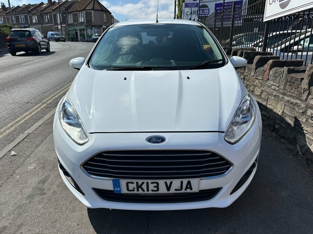 Ford Fiesta 1.25 Zetec Hatchback Euro 5 82 White #2