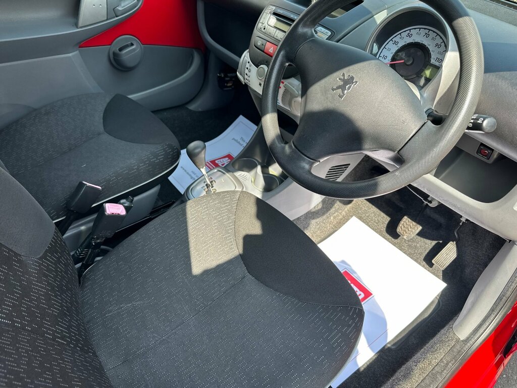 Peugeot 107 Silver #9