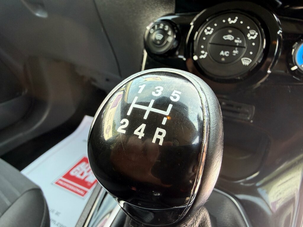 Ford Fiesta Zetec Bluetoothisofixtwo Keys Blue #19