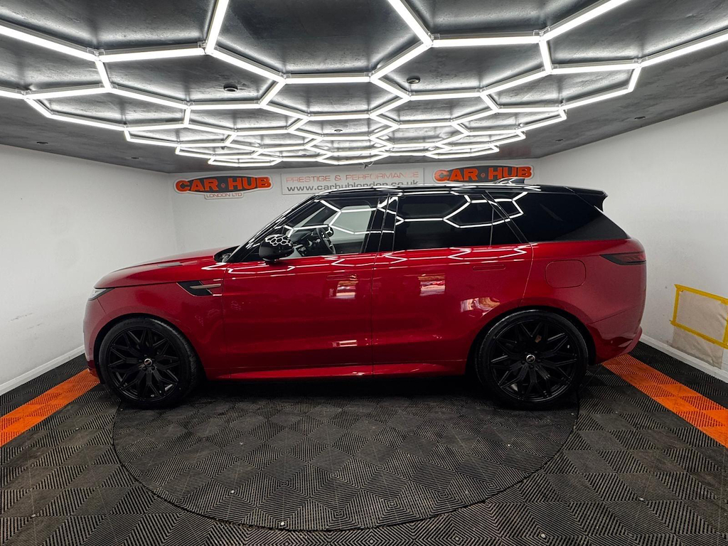 Land Rover Range Rover Sport 4.4 P635 V8 Sv Edition One Gloss Black #24
