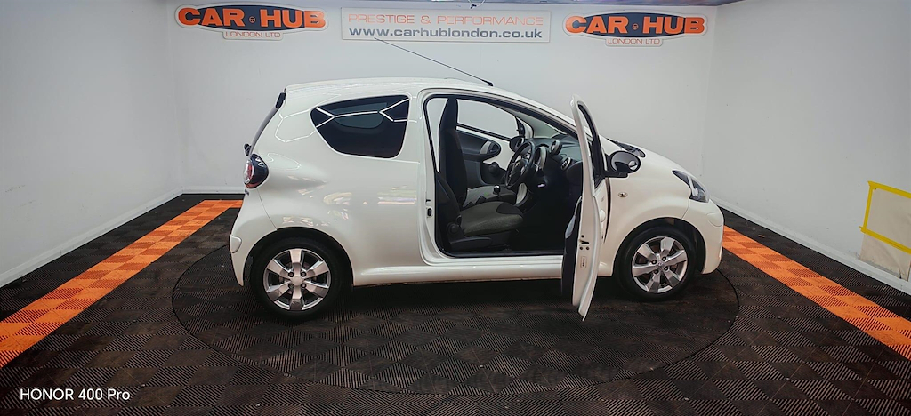 Toyota Aygo 1.0 Vvt-i Ice Euro 5 White #9