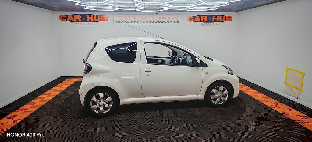 Toyota Aygo 1.0 Vvt-i Fire Euro 5 White #6