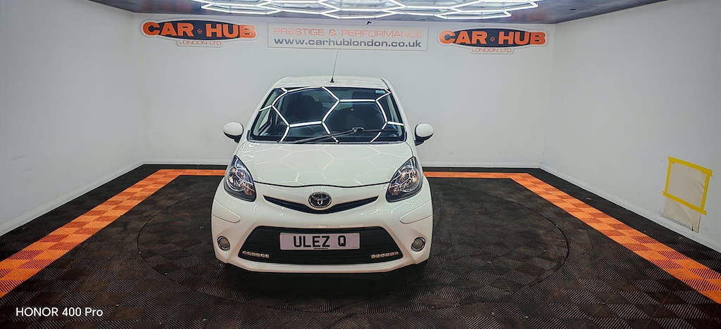 Toyota Aygo 1.0 Vvt-i Fire Euro 5 White #2