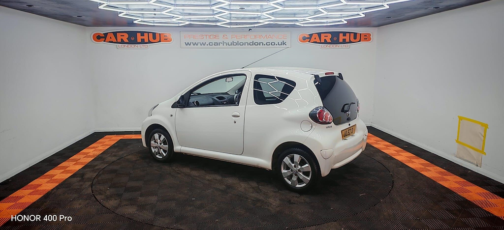 Toyota Aygo 1.0 Vvt-i Ice Euro 5 White #7