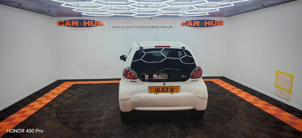 Toyota Aygo 1.0 Vvt-i Fire Euro 5 White #3