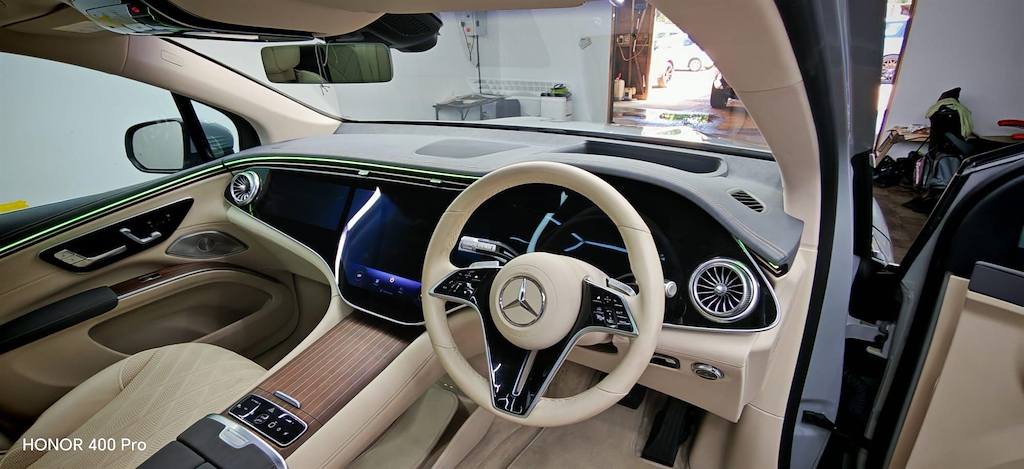 Mercedes-Benz EQS Hatchback Black #37