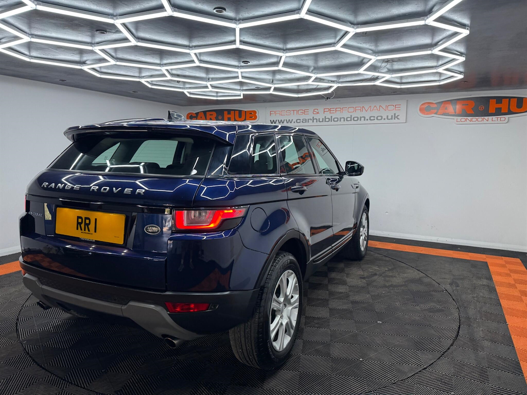 Land Rover Range Rover Evoque 2.0 Td4 Se Tech Black #13
