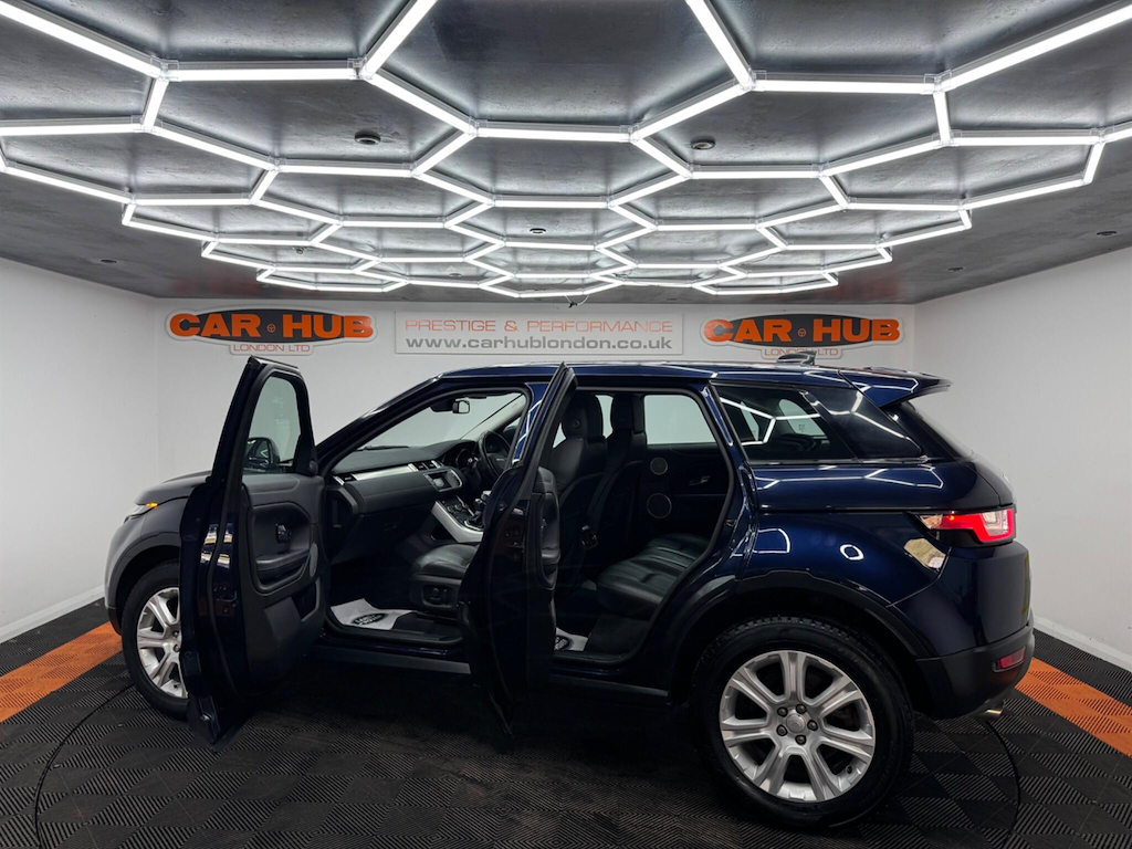 Land Rover Range Rover Evoque 2.0 Td4 Se Tech Black #8