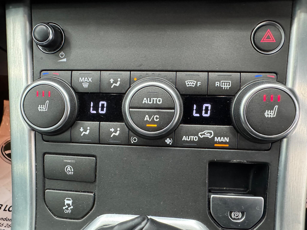 Land Rover Range Rover Evoque 2.0 Td4 Se Tech Black #54