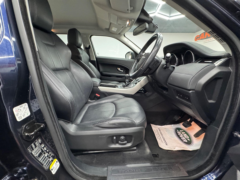 Land Rover Range Rover Evoque 2.0 Td4 Se Tech Black #37
