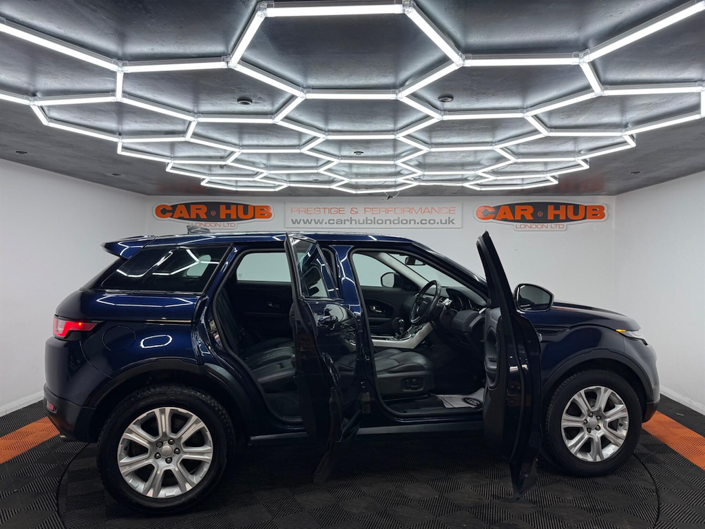 Land Rover Range Rover Evoque 2.0 Td4 Se Tech Black #9