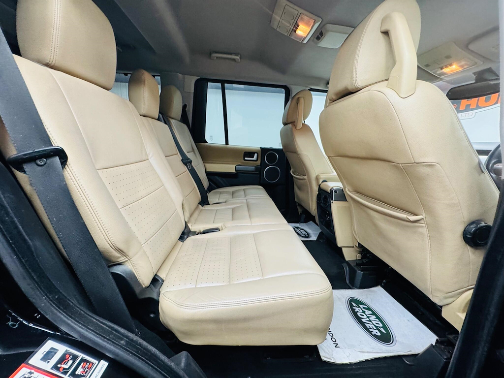 Land Rover Discovery Silver #43