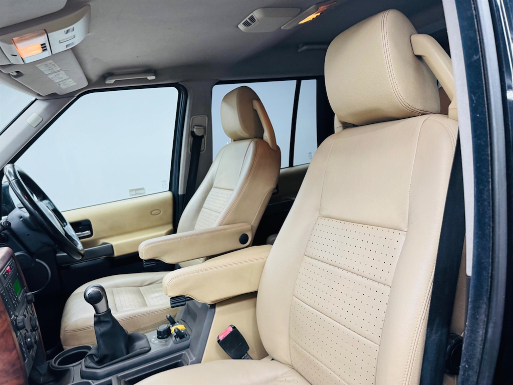 Land Rover Discovery Silver #39