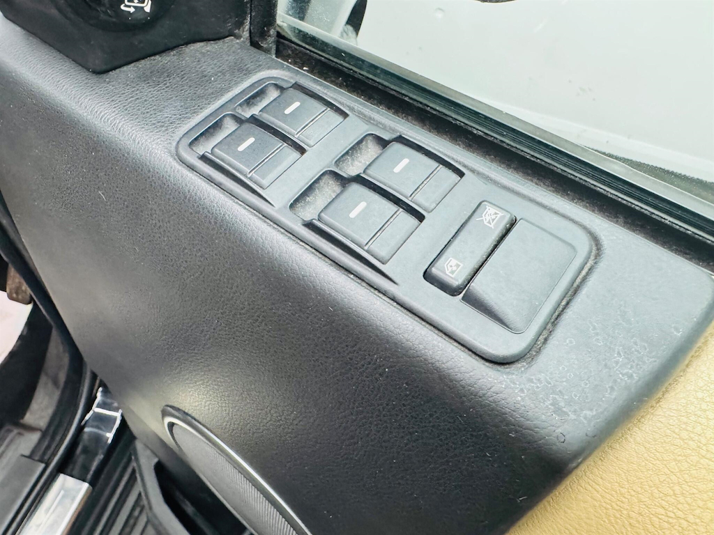 Land Rover Discovery Silver #56