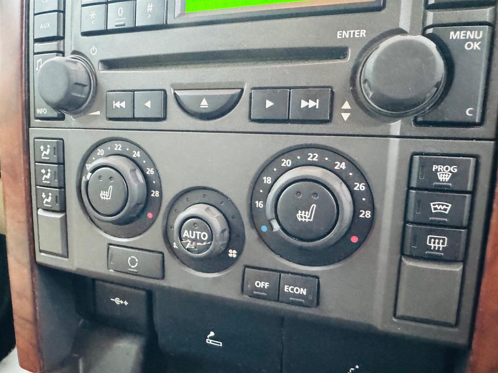 Land Rover Discovery Silver #53