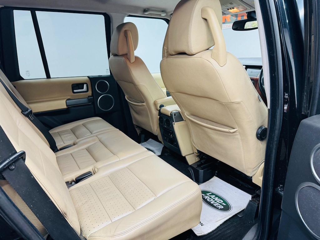 Land Rover Discovery Silver #42