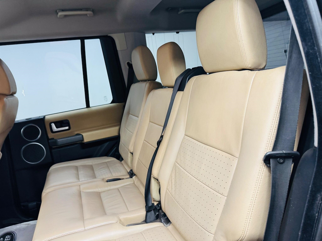 Land Rover Discovery Silver #45