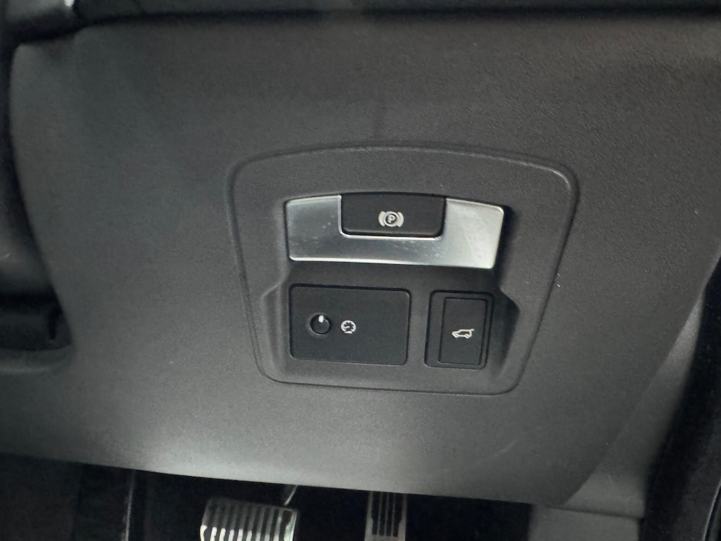 Land Rover Range Rover Velar 2.0 D180 Hse Blue #65