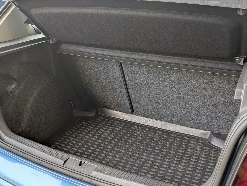 Volkswagen Polo E Silver #10
