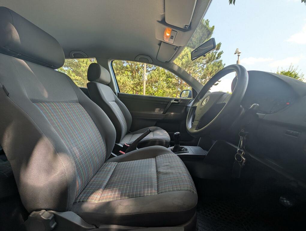 Volkswagen Polo E Silver #12