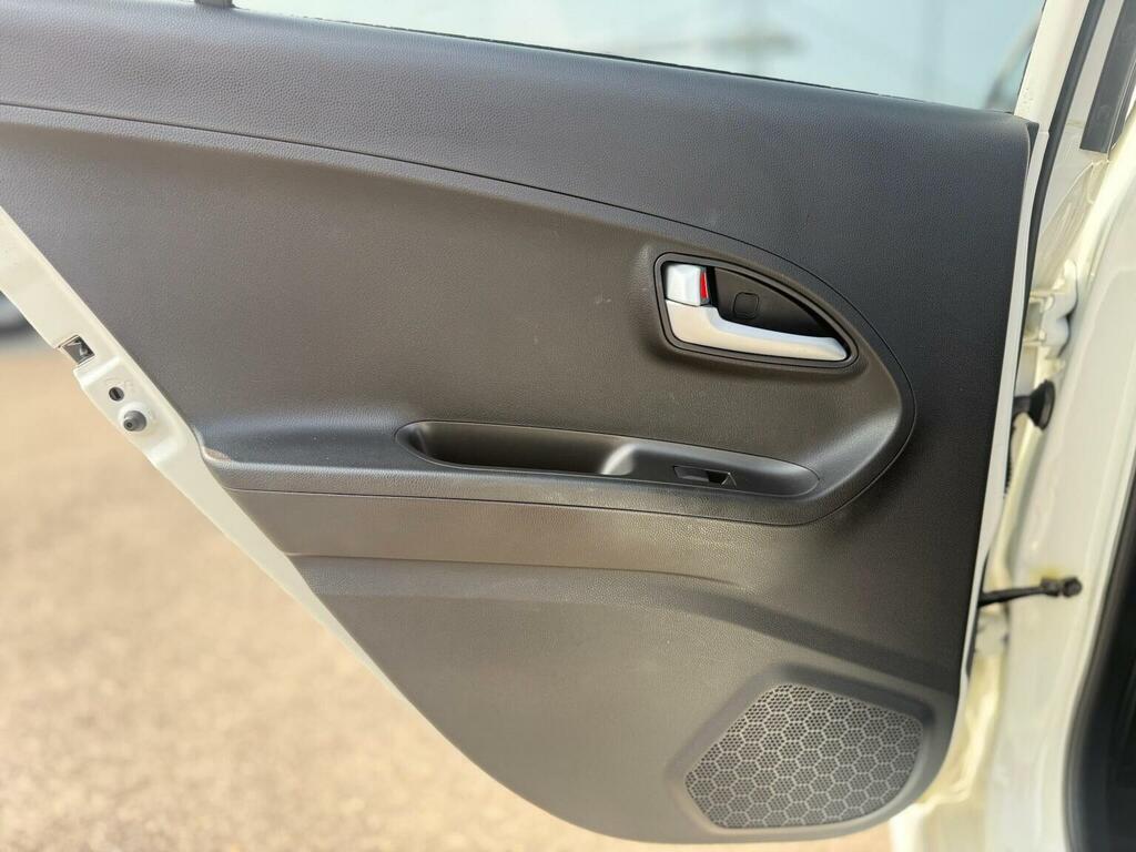 Kia Picanto 1.0 Vr7 68 Bhp White #37