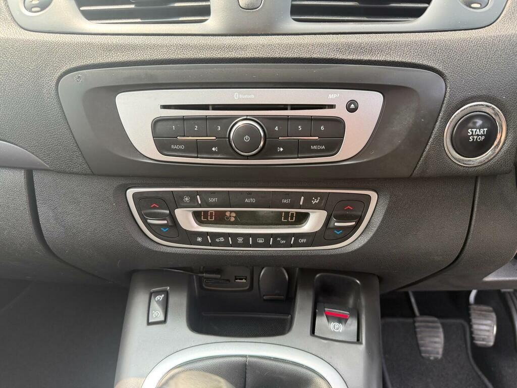Renault Grand Scenic Dynamique Tomtom Grey #40