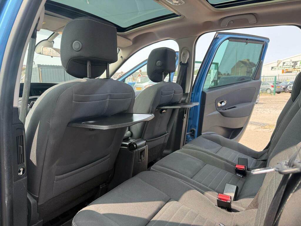 Renault Grand Scenic Dynamique Tomtom Grey #32