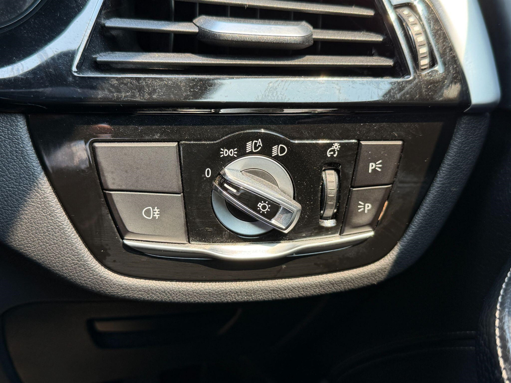 BMW 5 Series 520D Se Efficientdynamics Blue #50