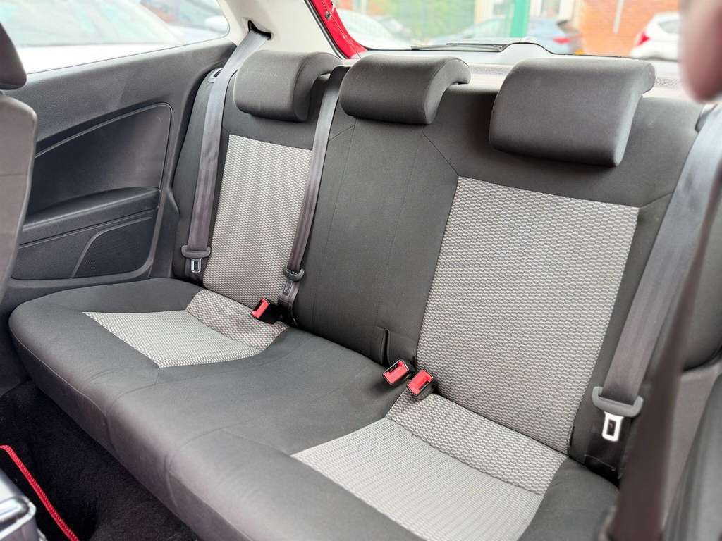Volkswagen Polo Hatchback Red #33