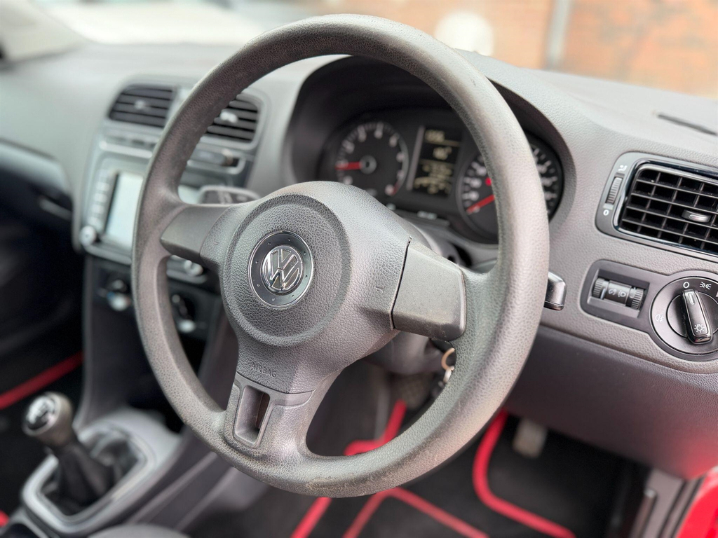 Volkswagen Polo Hatchback Red #16