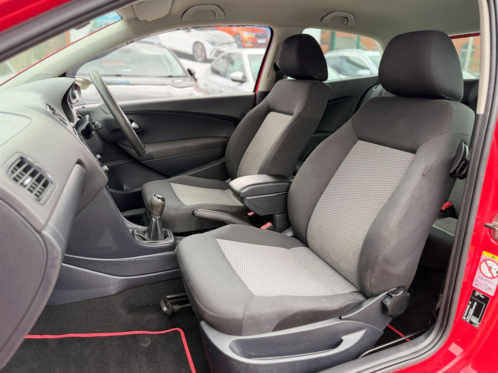 Volkswagen Polo Hatchback Red #31