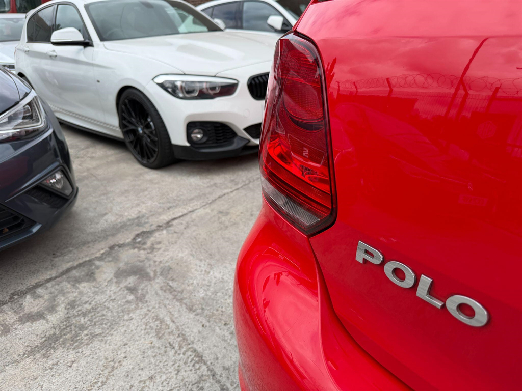 Volkswagen Polo Hatchback Red #10