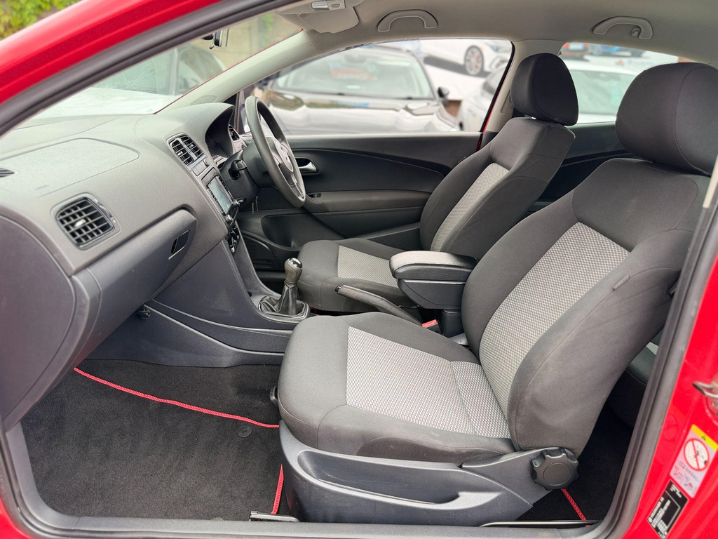 Volkswagen Polo Hatchback Red #30