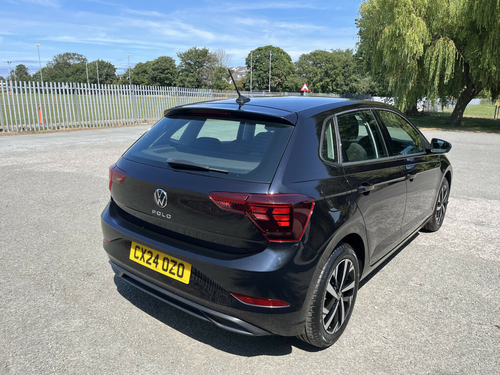 Volkswagen Polo Life #6