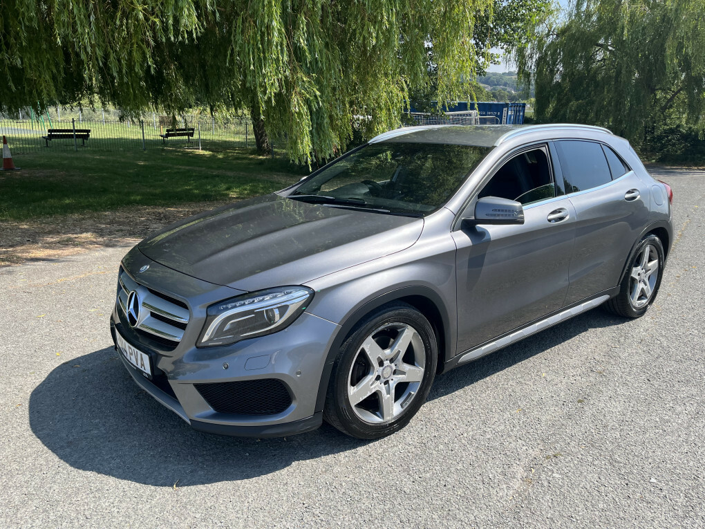 Mercedes-Benz GLA Class 220 Amg Line Premium Cdi 4Matic 