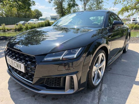 Audi TT 2.0 Tt S Black