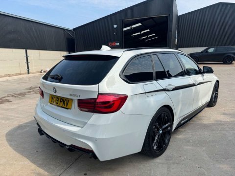 BMW 3 Series 2.0 320I M YC19PKV White #5