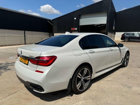 BMW 7 Series 3.0 730D Xdrive White #5