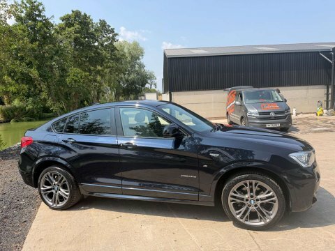 BMW X4 2.0 X4 Xdrive Black #6