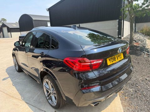 BMW X4 2.0 X4 Xdrive Black #5